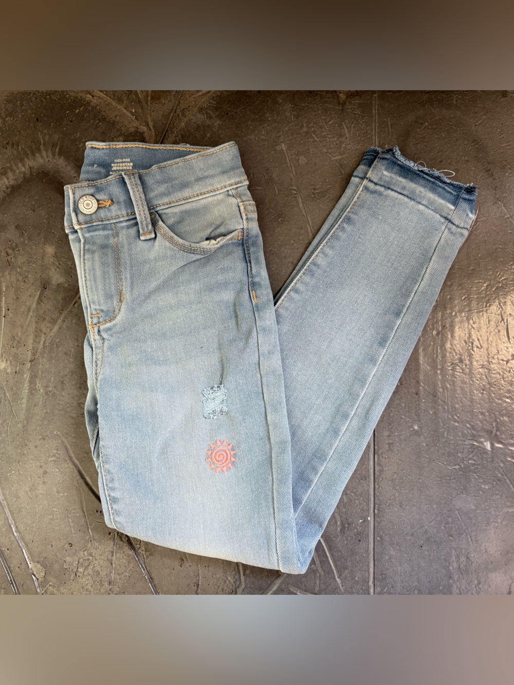 Light Blue girl's Skinny Jeans with Subtle Embroidery. Old navy. Never worn.